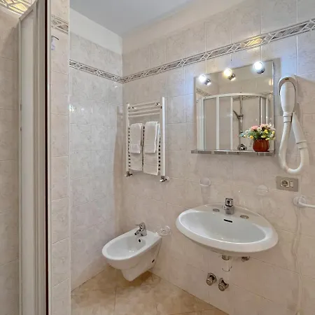 Casa Letizia Apartment *